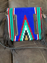 Load image into Gallery viewer, Crossbody purse

