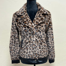 Load image into Gallery viewer, Leopard jacket
